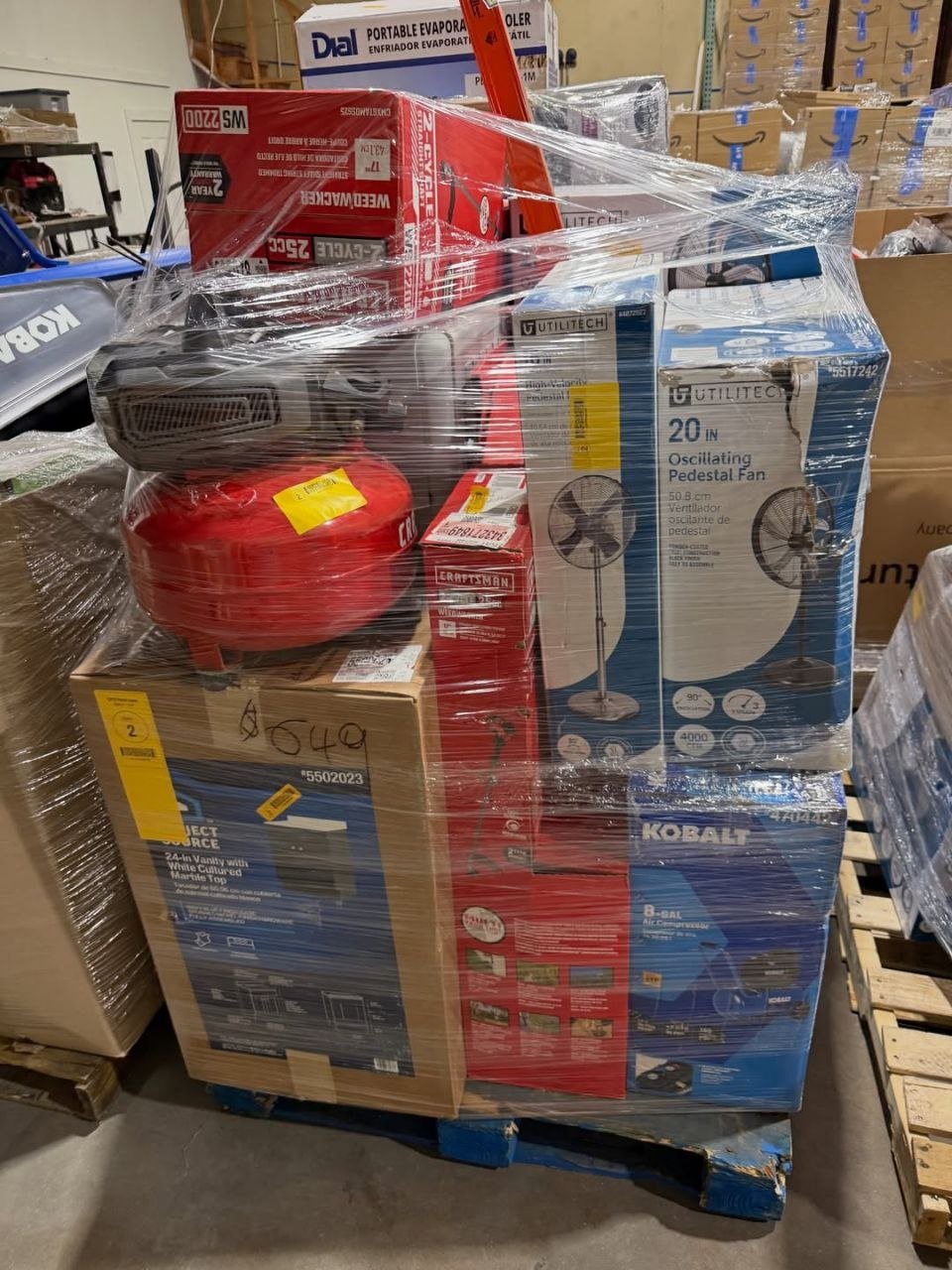 Mixed liquidation pallet with tools household goods and small appliances