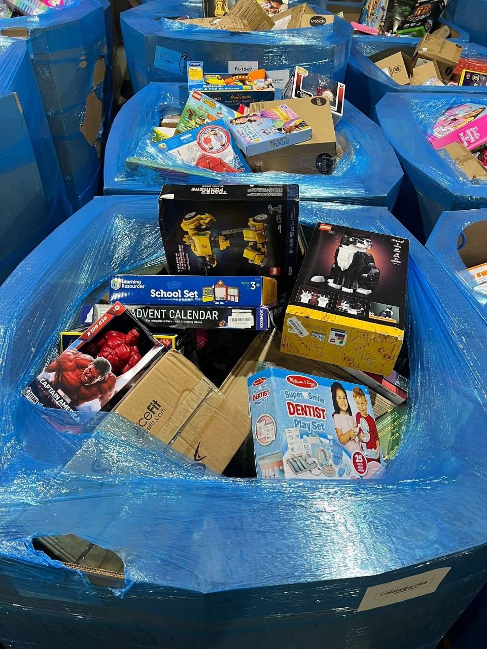 Mixed toys and games pallet featuring LEGO and boxed educational activity sets