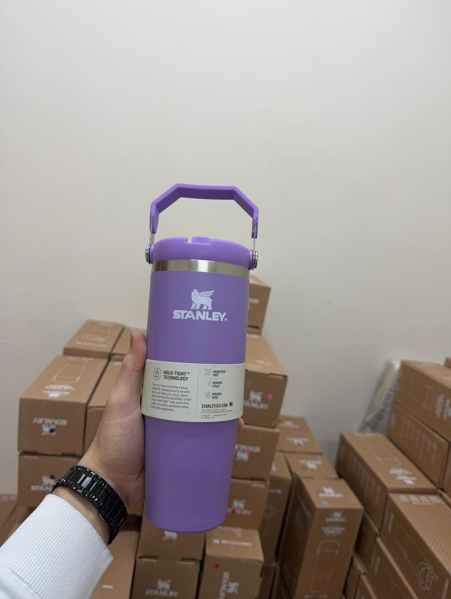 Lavender Stanley Quencher H2.0 30oz insulated travel tumbler close-up